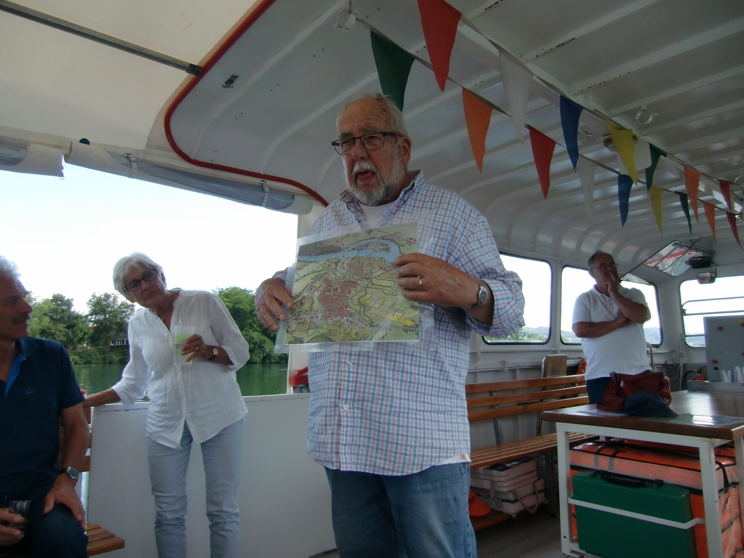 Bootsfahrt mit der Fähre von Wyhlen über Kaiseraugst am 4.Juli 2023